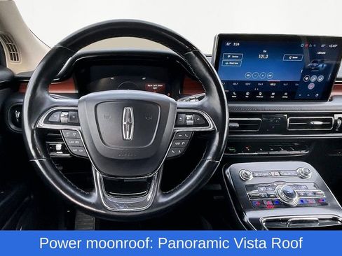 Used 2022 Lincoln Nautilus Reserve image 10