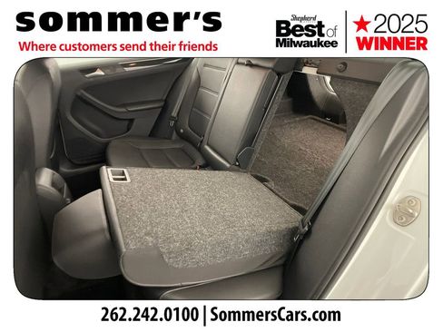 Used 2017 Volkswagen Jetta SEL image 28