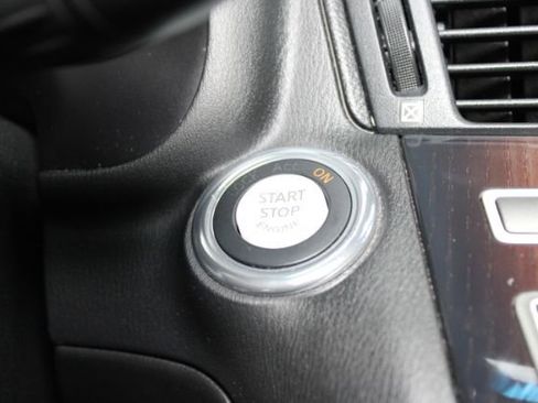 Used 2012 INFINITI M56 x w/ Deluxe Touring Pkg image 22