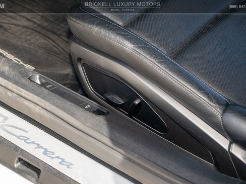 Used 2020 Porsche 911 Carrera RWD image 56