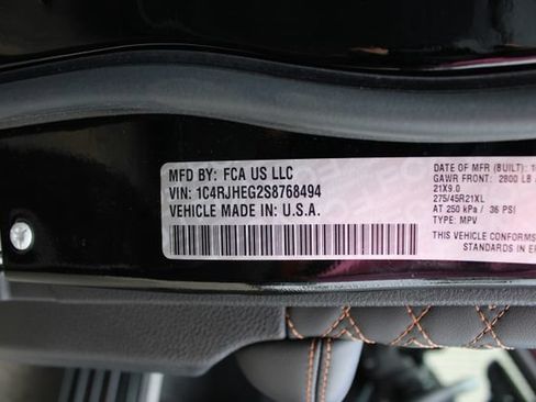 Used 2025 Jeep Grand Cherokee Summit w/ Obsidian Package AWD/4WD image 52