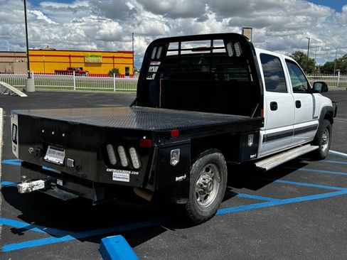 Used 2001 Chevrolet Silverado 1500 LS w/ Off-Road Skid Plate Pkg image 3