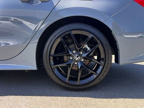 Used 2024 Honda Civic Sport image 9