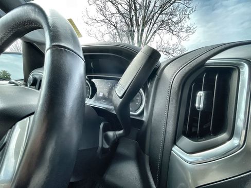 Used 2021 Chevrolet Silverado 1500 LTZ w/ Technology Package image 16