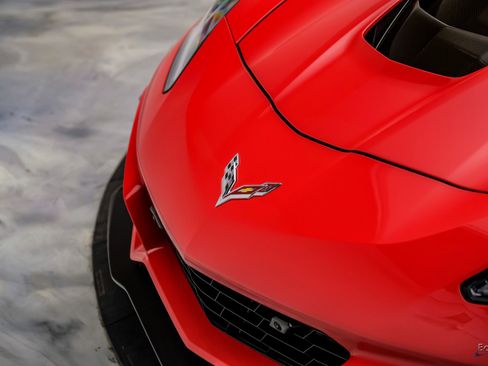 Used 2019 Chevrolet Corvette ZR1 RWD image 40