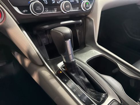 Used 2018 Honda Accord LX image 26