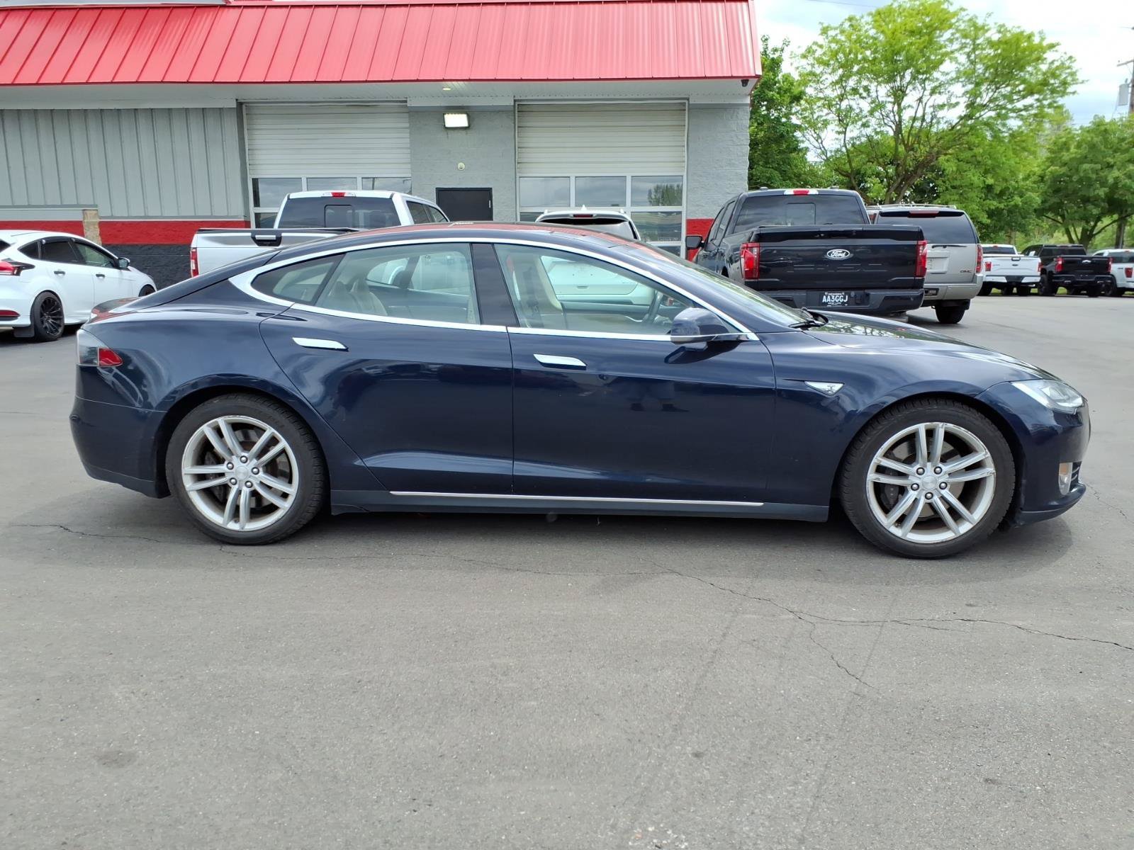 Used 2014 Tesla Model S 60 RWD image 6