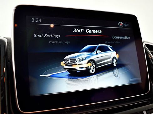 Used 2016 Mercedes-Benz GLE 300d 4MATIC image 30