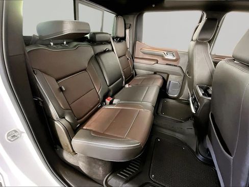 Used 2024 GMC Sierra 1500 Denali AWD/4WD image 25
