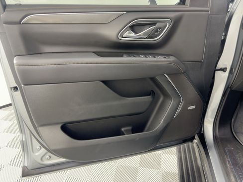 Used 2024 GMC Yukon AT4 w/ Technology Package image 13