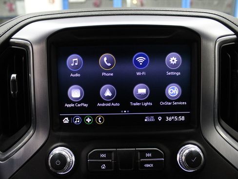 Used 2020 GMC Sierra 1500 SLE w/ SLE Value Package image 27