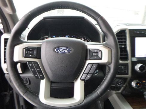 Used 2019 Ford F150 Lariat w/ Equipment Group 502A Luxury image 11