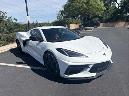 Used 2023 Chevrolet Corvette Stingray Coupe w/ Z51 Performance Package RWD image 5