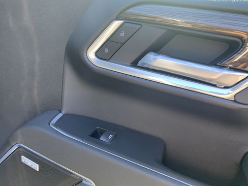New 2025 Chevrolet Silverado 1500 RST AWD/4WD image 32