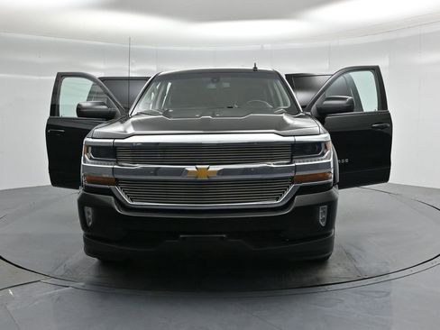 Used 2017 Chevrolet Silverado 1500 LT w/ LT Eassist Package image 27
