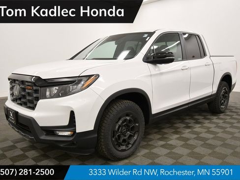 New 2026 Honda Ridgeline TrailSport+ image 1
