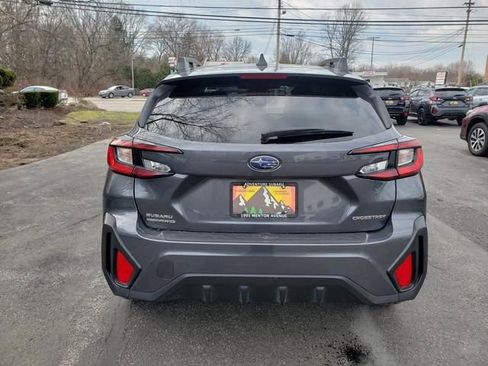 Used 2024 Subaru Crosstrek 2.0i Premium image 4
