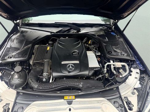 Used 2017 Mercedes-Benz C 300 4MATIC Sedan image 19