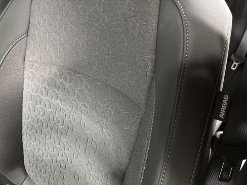 New 2026 Kia Seltos S image 16