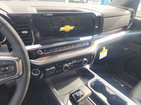 New 2026 Chevrolet Silverado 1500 LT Trail Boss w/ LT Trail Boss Premium Package AWD/4WD image 35