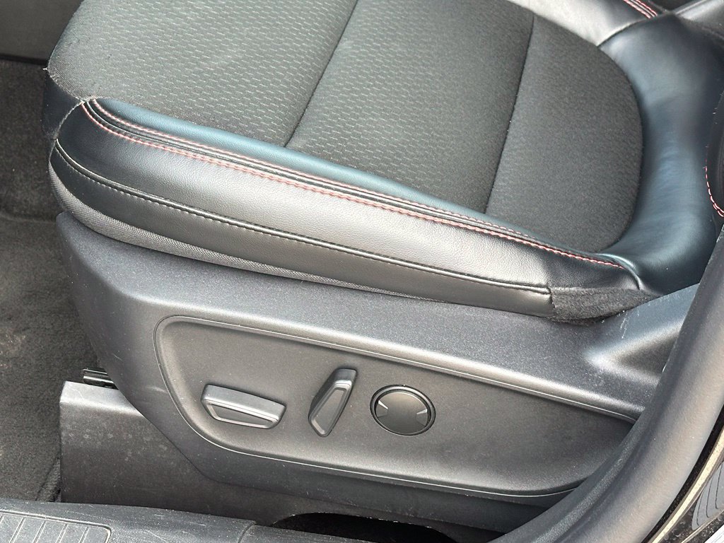 Used 2025 Ford Escape ST-Line AWD/4WD image 24