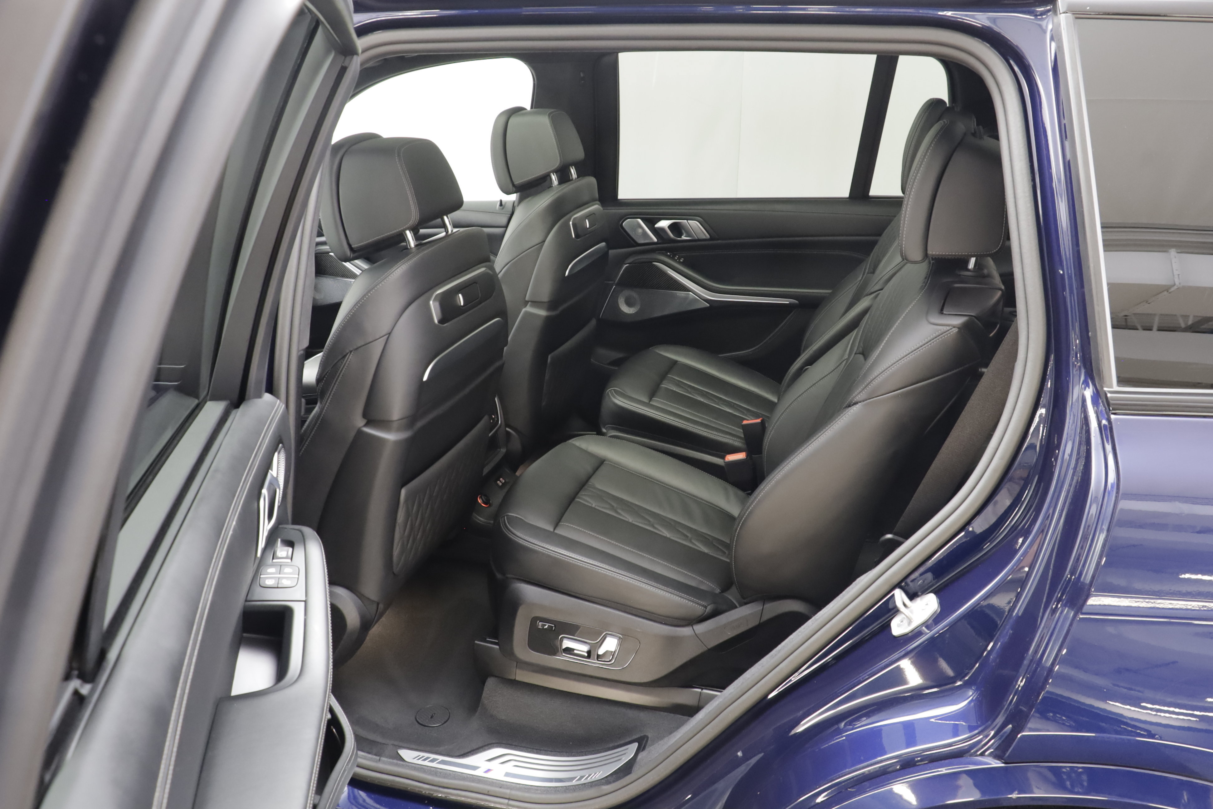 Used 2026 BMW X7 M60i AWD/4WD image 20