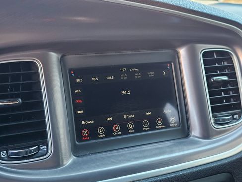 Used 2020 Dodge Charger SXT image 28