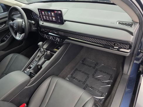 Used 2025 Honda Accord Touring image 29