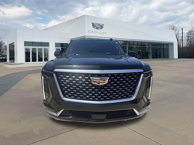 Used 2025 Cadillac Escalade Premium Luxury AWD/4WD image 8