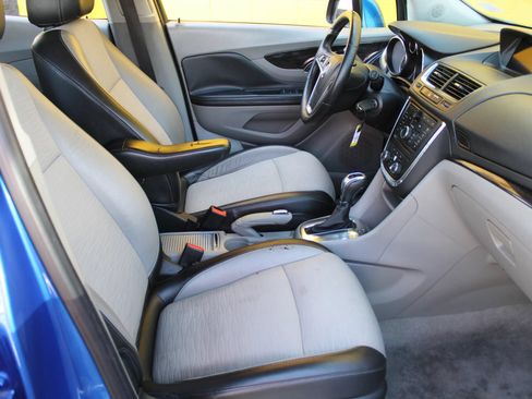 Used 2015 Buick Encore Convenience FWD image 10