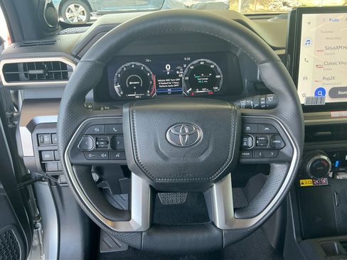 Used 2026 Toyota 4Runner TRD Off-Road Premium image 9