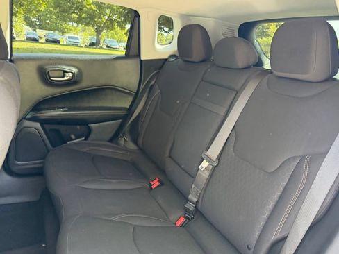 Used 2019 Jeep Compass Sport AWD/4WD image 20