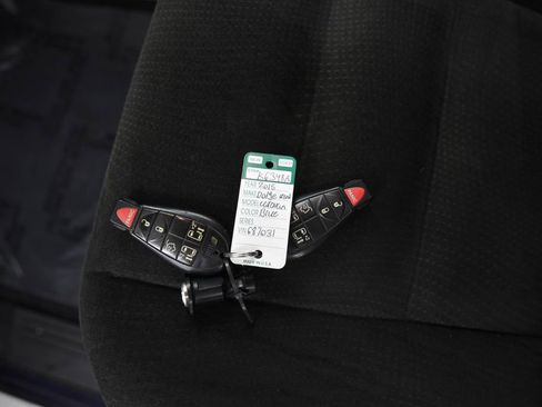 Used 2015 Dodge Grand Caravan SXT image 25