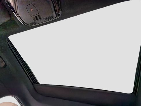 Used 2023 BMW 330i Sedan RWD image 25