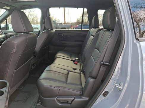 Used 2024 Honda Passport TrailSport image 10