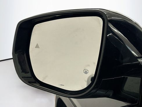 Used 2023 Jeep Grand Cherokee Limited image 16