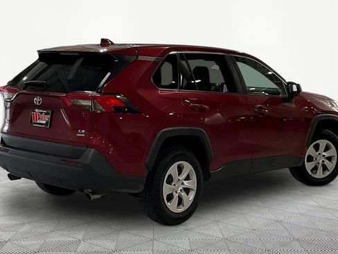 Used 2024 Toyota RAV4 LE image 7