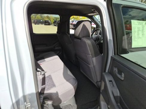 New 2026 Nissan Frontier SV w/ SV Convenience Package image 13