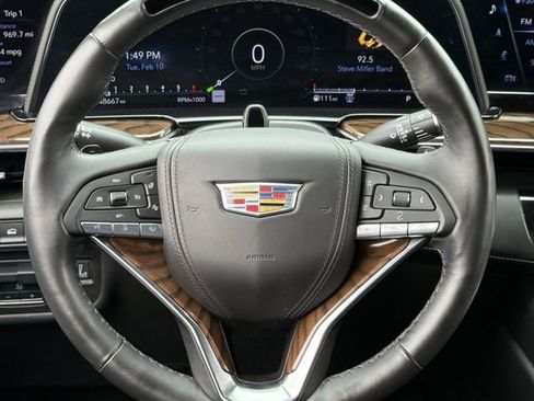 Used 2024 Cadillac Escalade Sport Platinum w/ LPO, ONYX Package AWD/4WD image 11