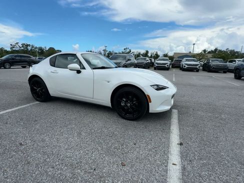 Used 2022 MAZDA MX-5 Miata RF Grand Touring RWD image 2