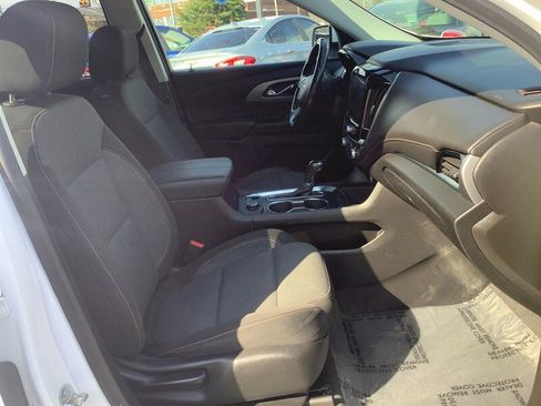 Used 2019 Chevrolet Traverse LT AWD/4WD image 15