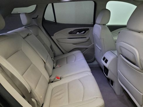 Used 2019 GMC Terrain Denali w/ Advanced Safety Package image 19