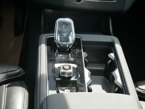 New 2026 Volvo XC90 T8 Ultra w/ Lounge Package AWD/4WD image 8
