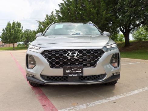 Used 2020 Hyundai Santa Fe SEL w/ Cargo Package FWD image 2