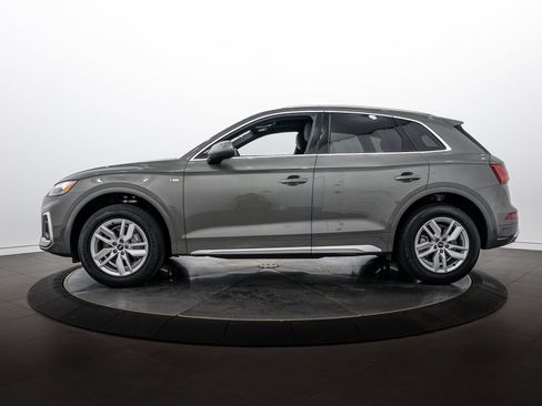Certified 2023 Audi Q5 2.0T Premium w/ Convenience Package AWD/4WD image 6