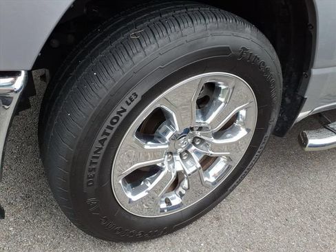 Used 2023 RAM 1500 Big Horn AWD/4WD image 4