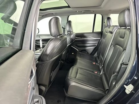 Used 2022 Jeep Grand Cherokee Limited 4xe AWD/4WD image 28