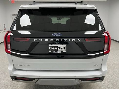 Used 2025 Ford Expedition Max Platinum AWD/4WD image 8
