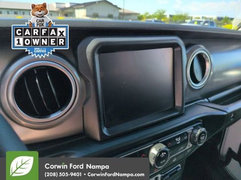 Used 2023 Jeep Wrangler Unlimited Rubicon 4xe AWD/4WD image 16