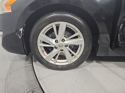 Used 2013 Nissan Altima 2.5 SV image 26